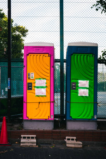 Best Porta potty rental near me  in Streamwood, IL